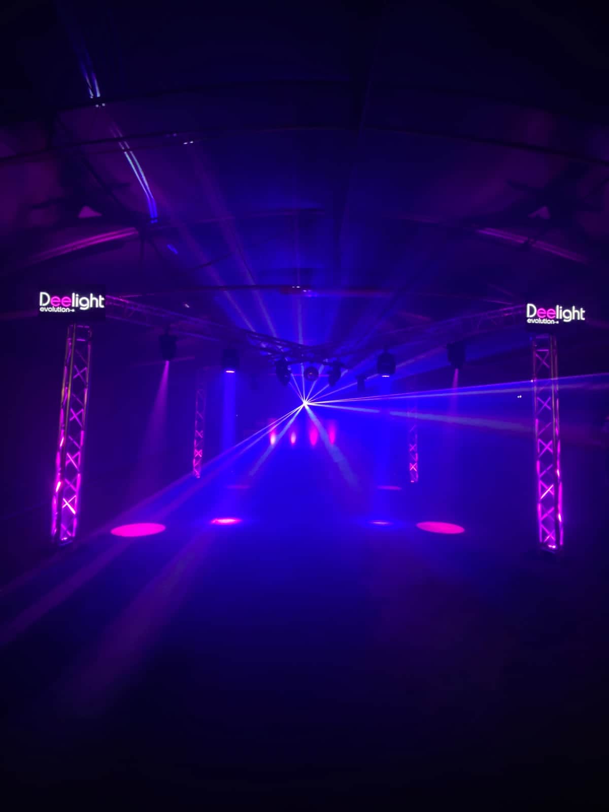 Show lumière sur structures — bal animé par Deelight Evolution